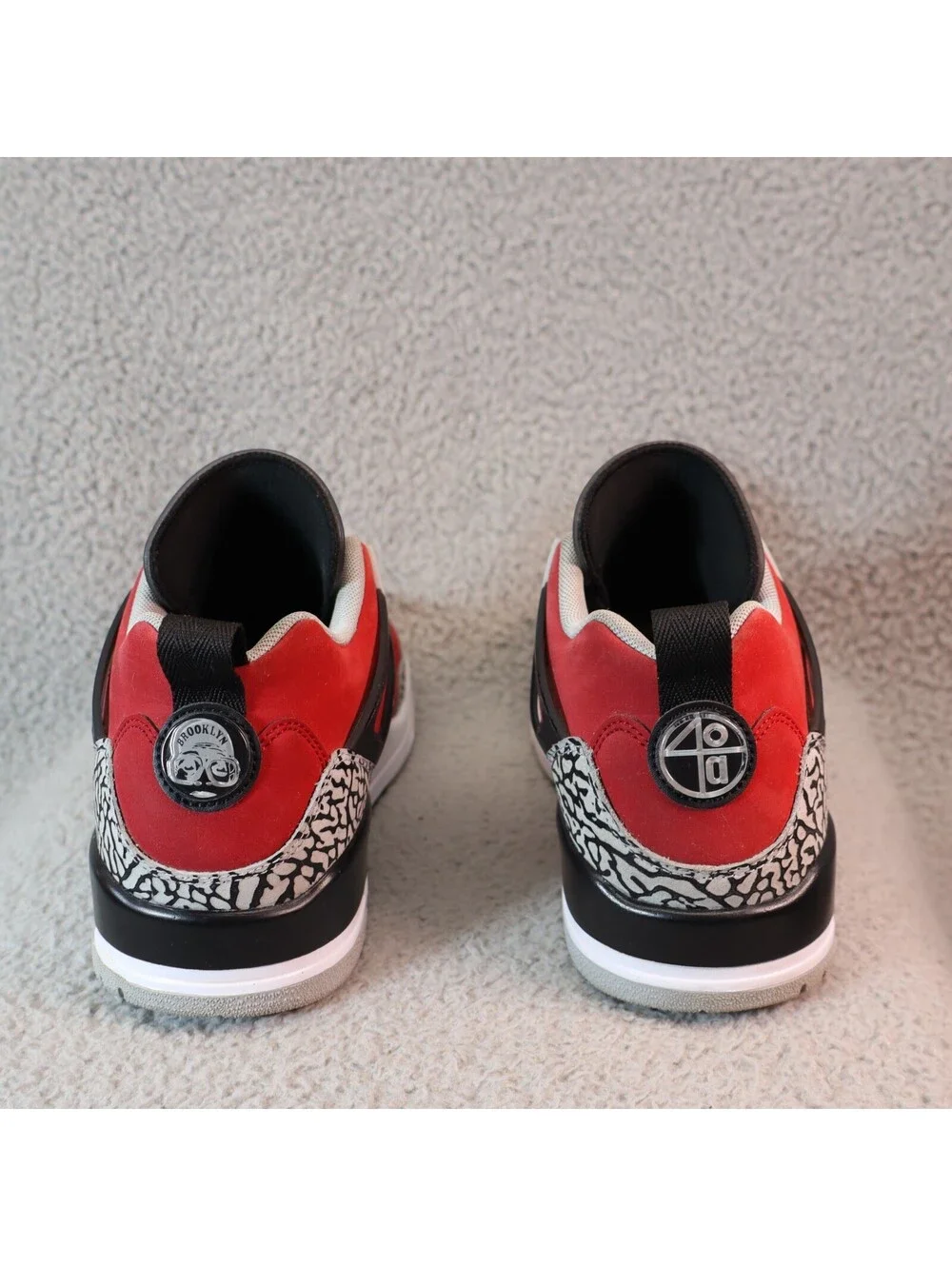 Jordan Spizike Low Toro Men 9.5 Red Black Shoes Bred VGUC